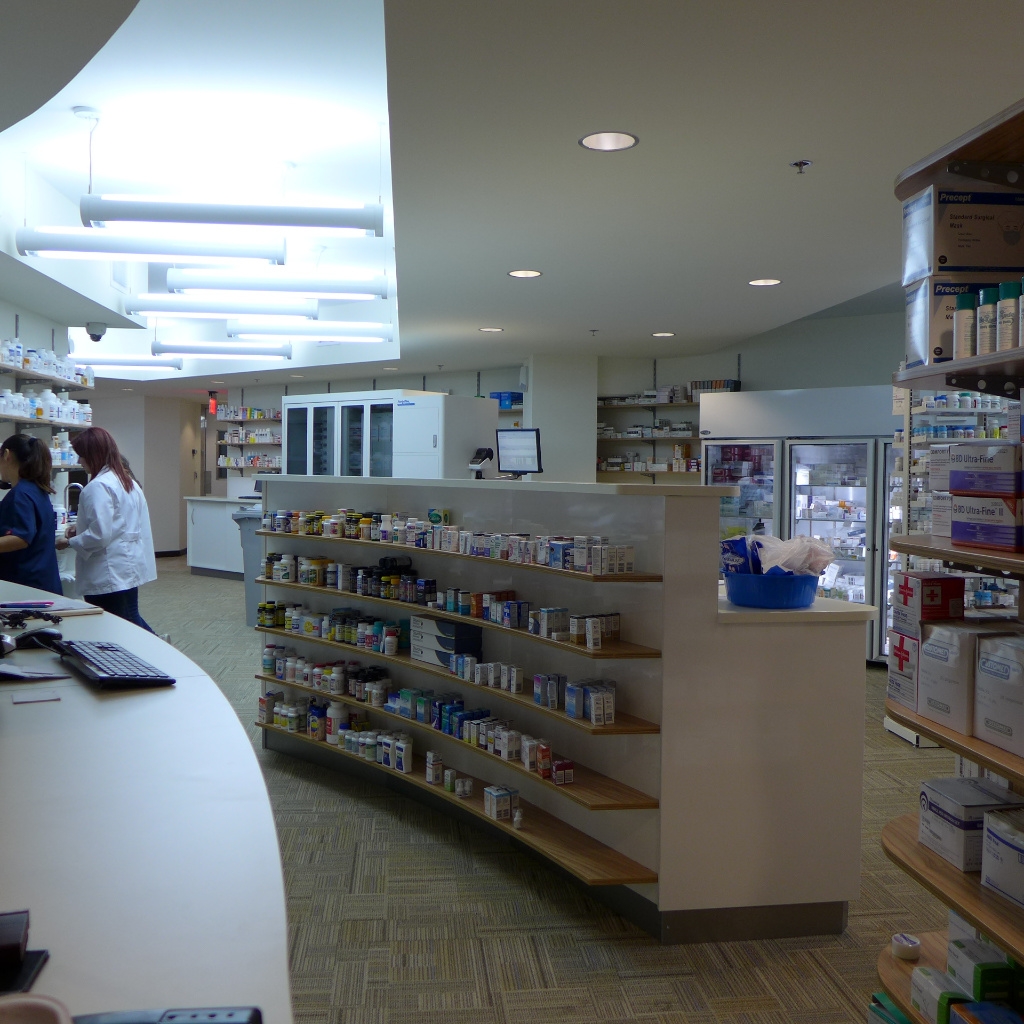 Farmacia especializada, Puerto Rico AT Design Team